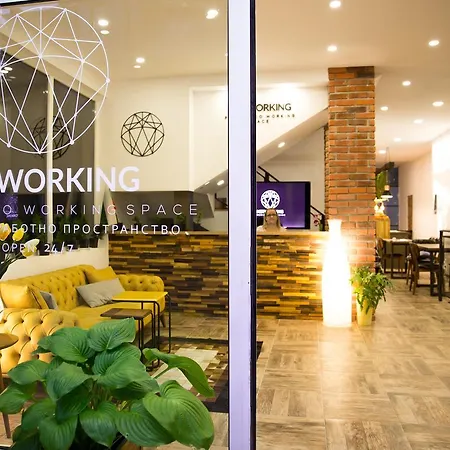 Suites By Networking Premium Coworking