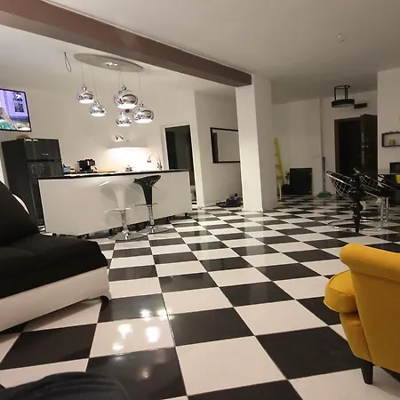 Suites By Networking Premium Coworking Aparthotel *